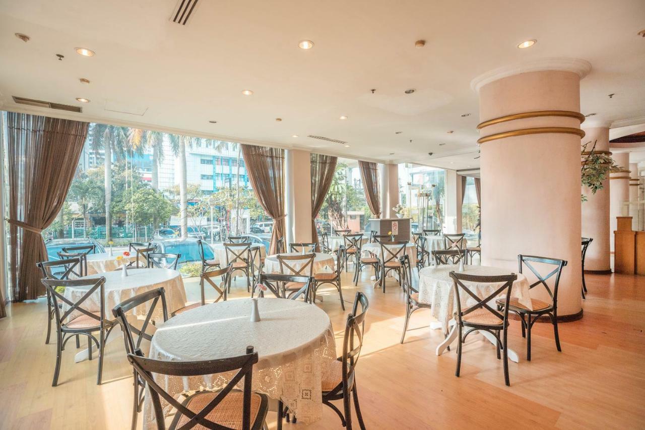 Hotel Bulevar Tanjung Duren Jakarta Exterior foto