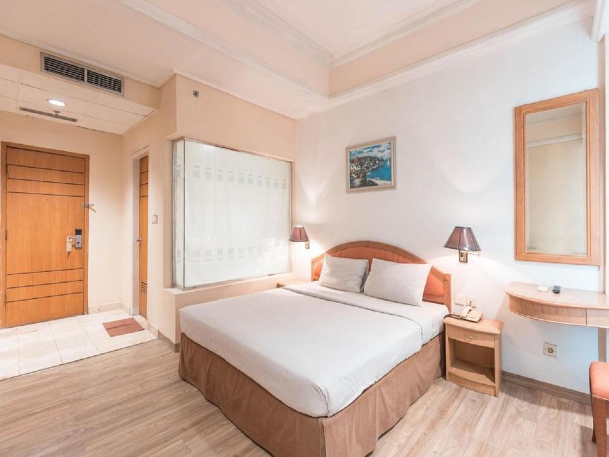 Hotel Bulevar Tanjung Duren Jakarta Exterior foto