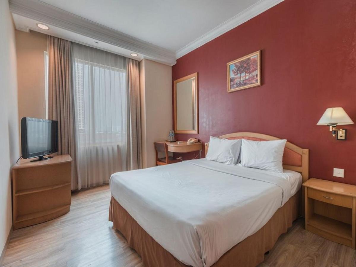 Hotel Bulevar Tanjung Duren Jakarta Exterior foto