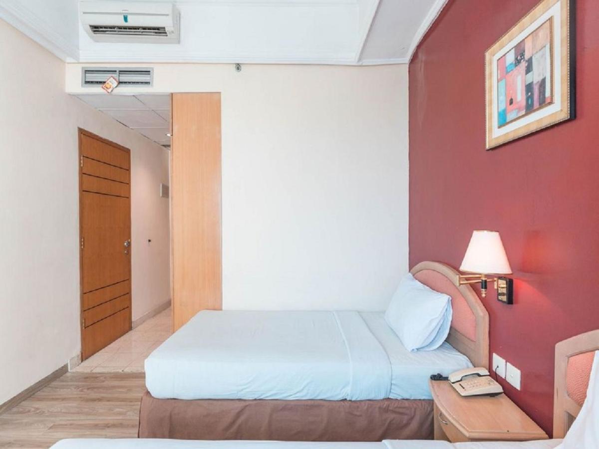 Hotel Bulevar Tanjung Duren Jakarta Exterior foto